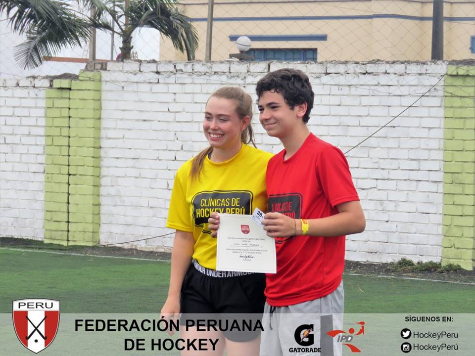 Británica Emily Kilner despidió clínica en un buen ambiente
