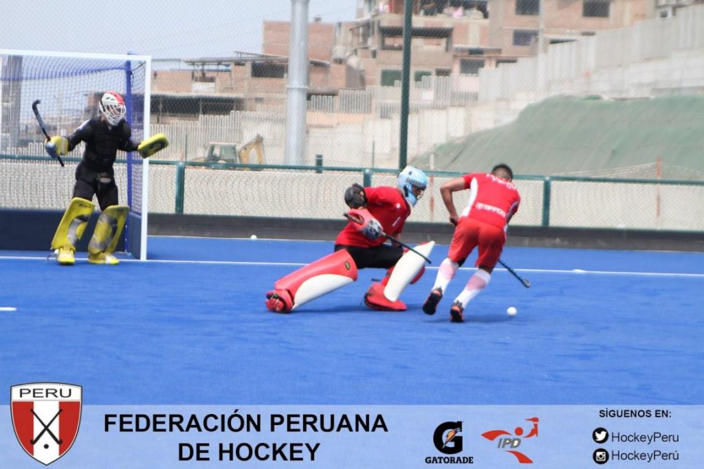 La selección peruana entrenó por primera vez en su nueva casa