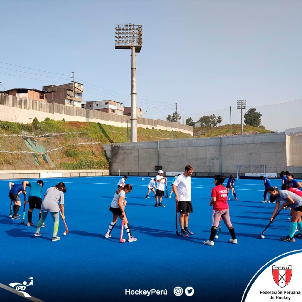 El futuro del hockey peruano tuvo su primer contacto oficial con el Plan de Desarrollo de la Federación